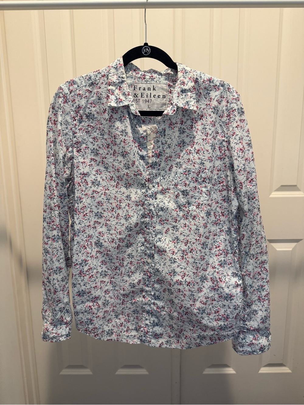 Frank & Eileen Men’s White Floral Button-Up Shirt